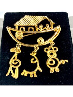 Vintage Noah’s Ark Brooch Gold Tone Dangling Animals Figural Pin
